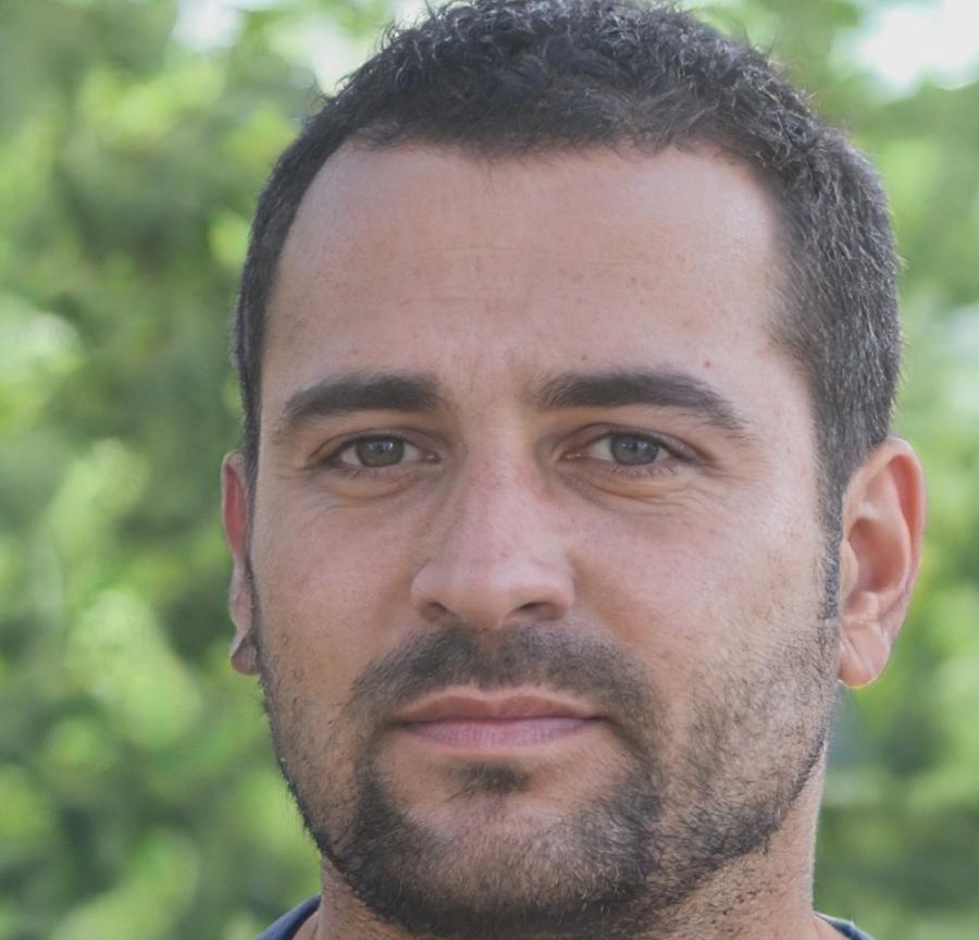 Teilnehmer eines KI-Kreativkurses